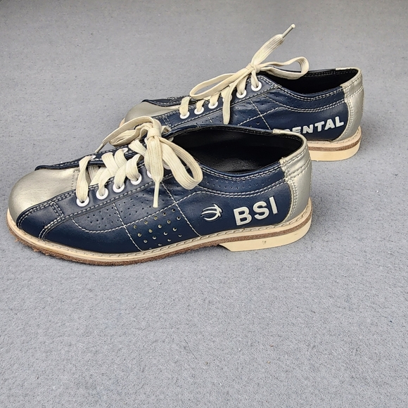 BSI Women’s Size 7.5 Leather Bowling Shoes Navy White Lace Up Rental Style - Picture 2 of 9